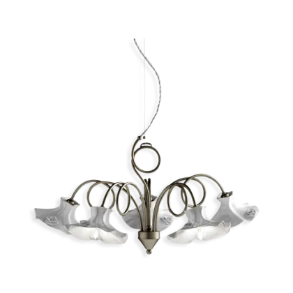 Zdjęcie Piękny klasyczny żyrandol Lecco z Włoch