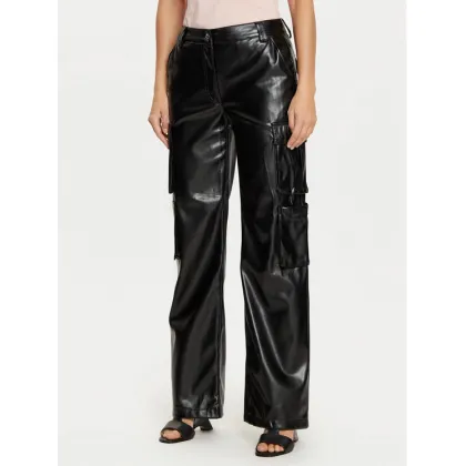 Zdjęcie Guess Spodnie z imitacji skóry Kori W4YB11 WF8Q0 Czarny Relaxed Fit