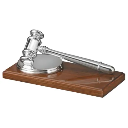 Zdjęcie Młotek sędziowski - włoska figurka Astra Argenti