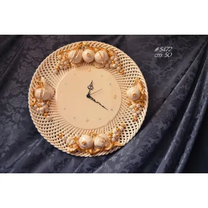 Picture Exclusive hanging clocks