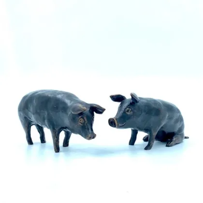 Zdjęcie Stylowe figurki z brązu