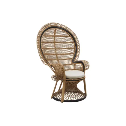 Zdjęcie Stylowe krzesło wypoczynkowe z włókna naturalnego do ogrodu i na taras