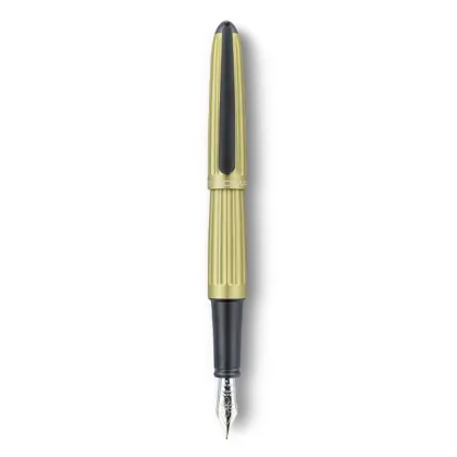 Picture DIPLOMAT Aero Champagne fountain pen, 14ct