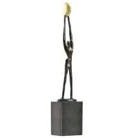 Picture A tasteful statuette made of plated bronze