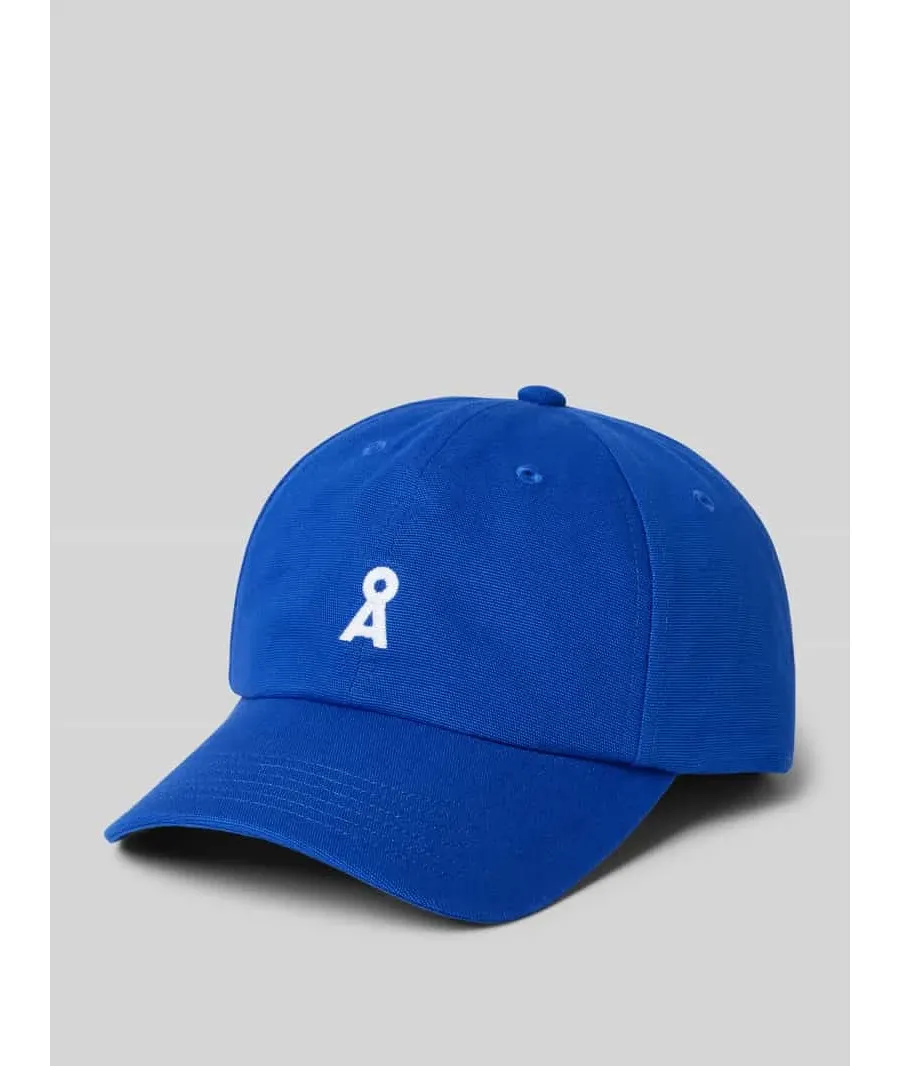 obrazek 1 Czapka z daszkiem i wyhaftowanym logo model ‘YENAAS’