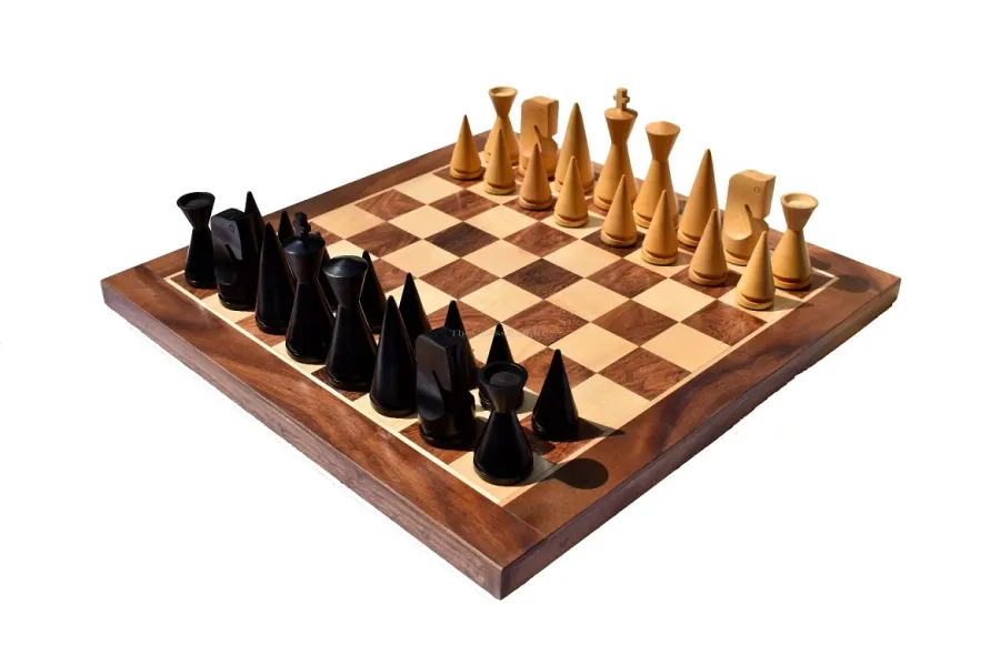 obrazek 1 Czarujący komplet do gry w szachy - The Chess Empire