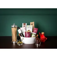 Zdjęcie Kosz prezentowy z włoskimi pysznościami