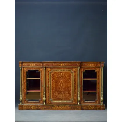 Zdjęcie Unikatowy, antyczny kredens w wiktoriańskim stylu