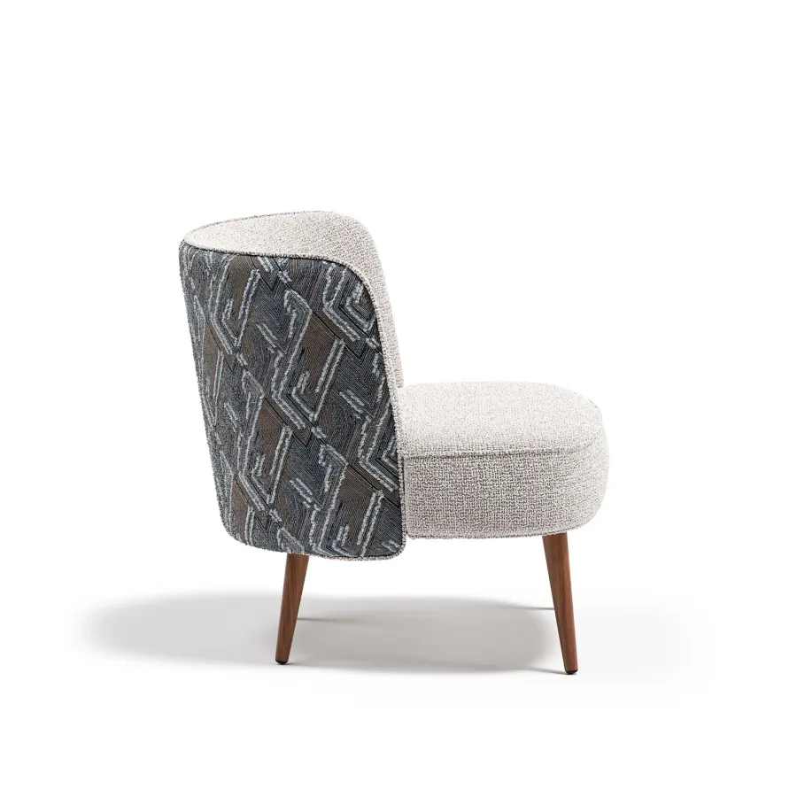 obrazek 1 Oryginalny modernistyczny fotel do salonu - prosto z Włoch