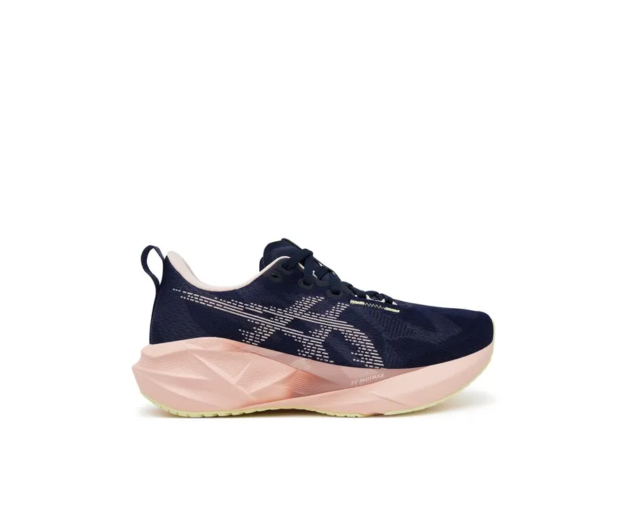 obrazek 1 Asics Buty do biegania Novablast 5 1012B765 Niebieski