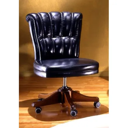Picture Exclusive chair for the Director