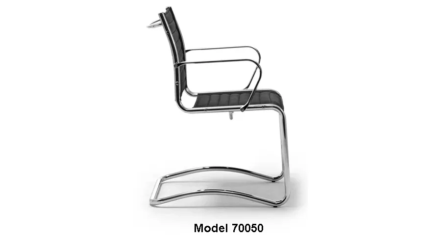 picture 11 Leather office armchair in juicy colors