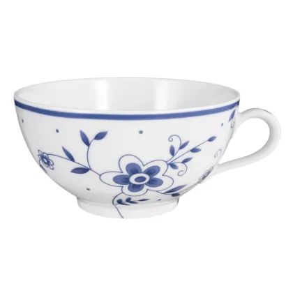 Zdjęcie Porcelanowa filiżanka do herbaty zdobiona ozdobnym kwiatowym wzorem – Tettau