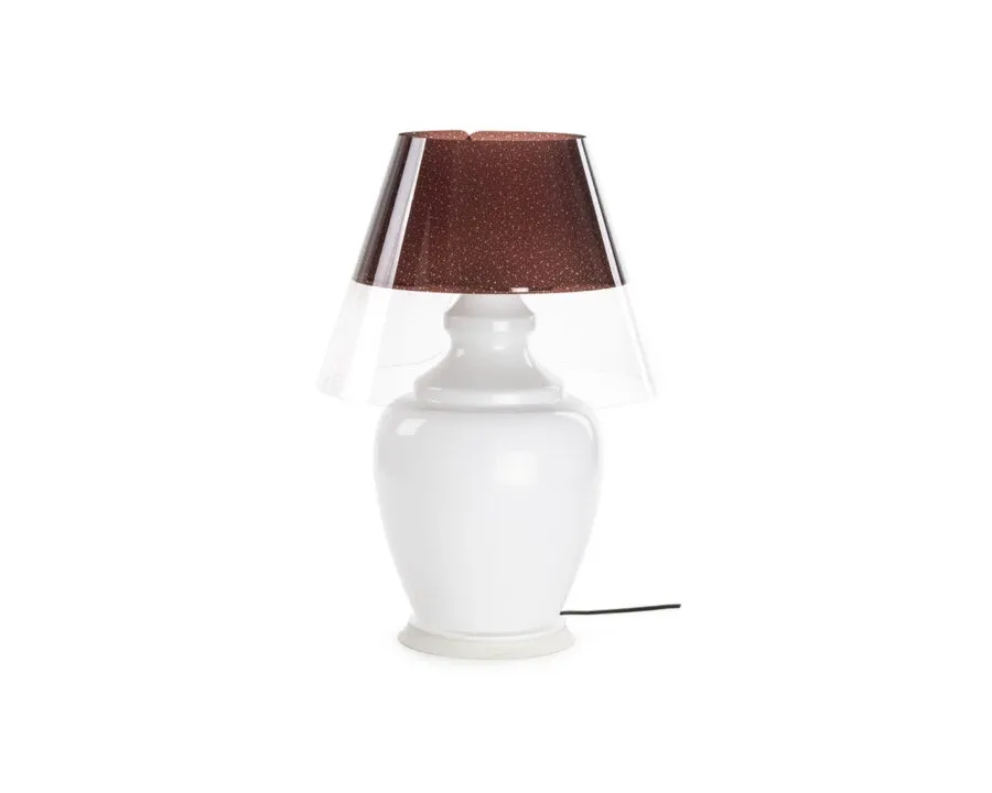 obrazek 3 Lampa podłogowa zewnętrzna o tradycyjnym kształcie