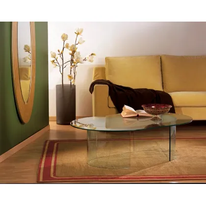 Picture Elegant glass coffee table for the living room - La Vetreria