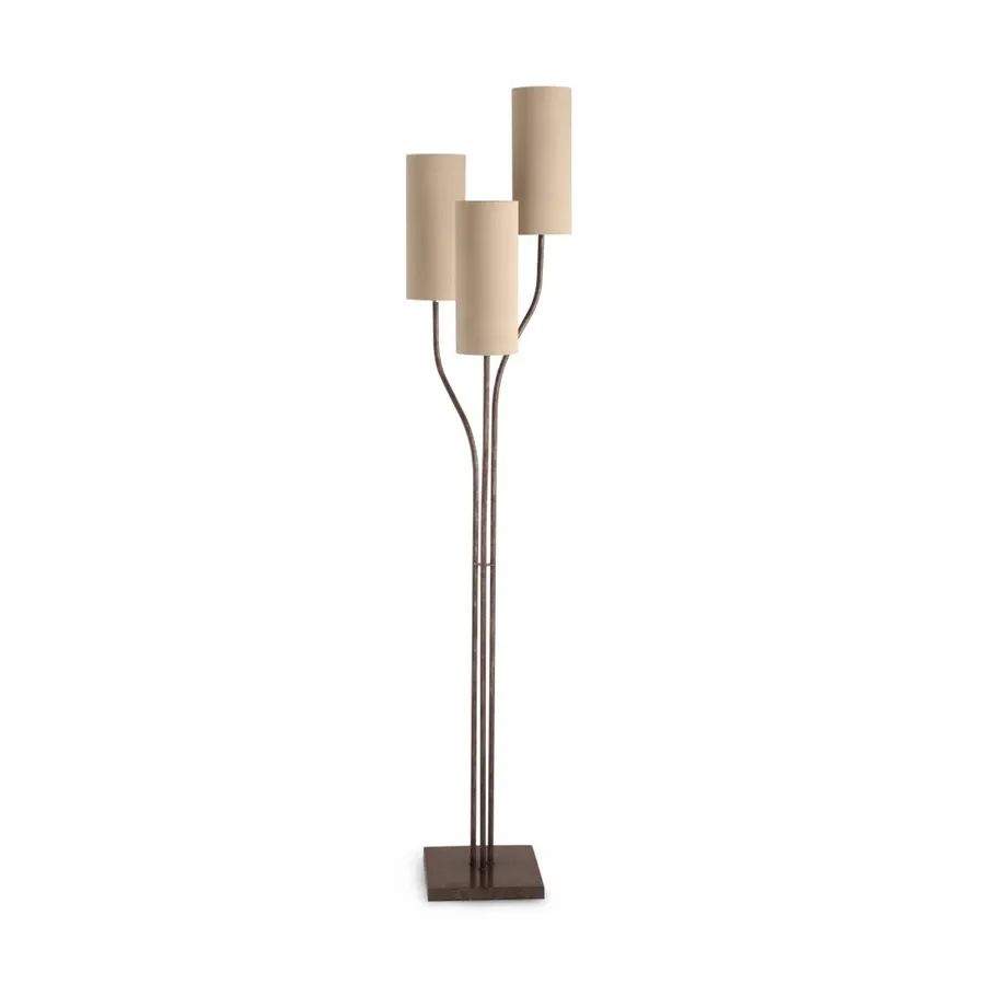 picture 1 Marvellous high floor lamp with three lights