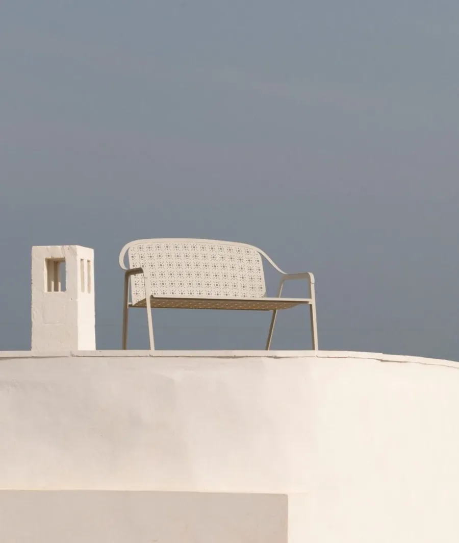 obrazek 2 Stylowa dwuosobowa sofa wykonana z aluminium do ogrodu lub na taras