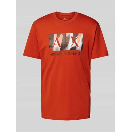 Zdjęcie T-shirt z nadrukiem z logo