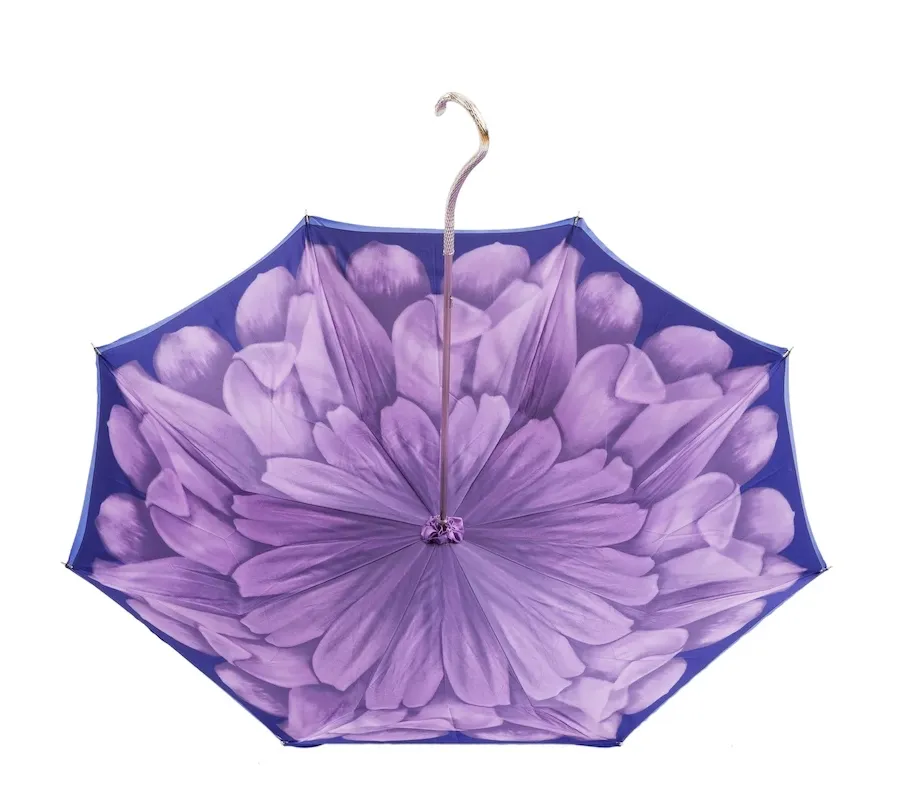 obrazek 5 Stylowy granatowy parasol damski zdobiony motywem kwiatu dalii – Pasotti