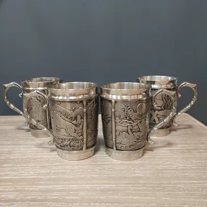 Picture Set of 4 Irish tin mugs depicting Irish legends