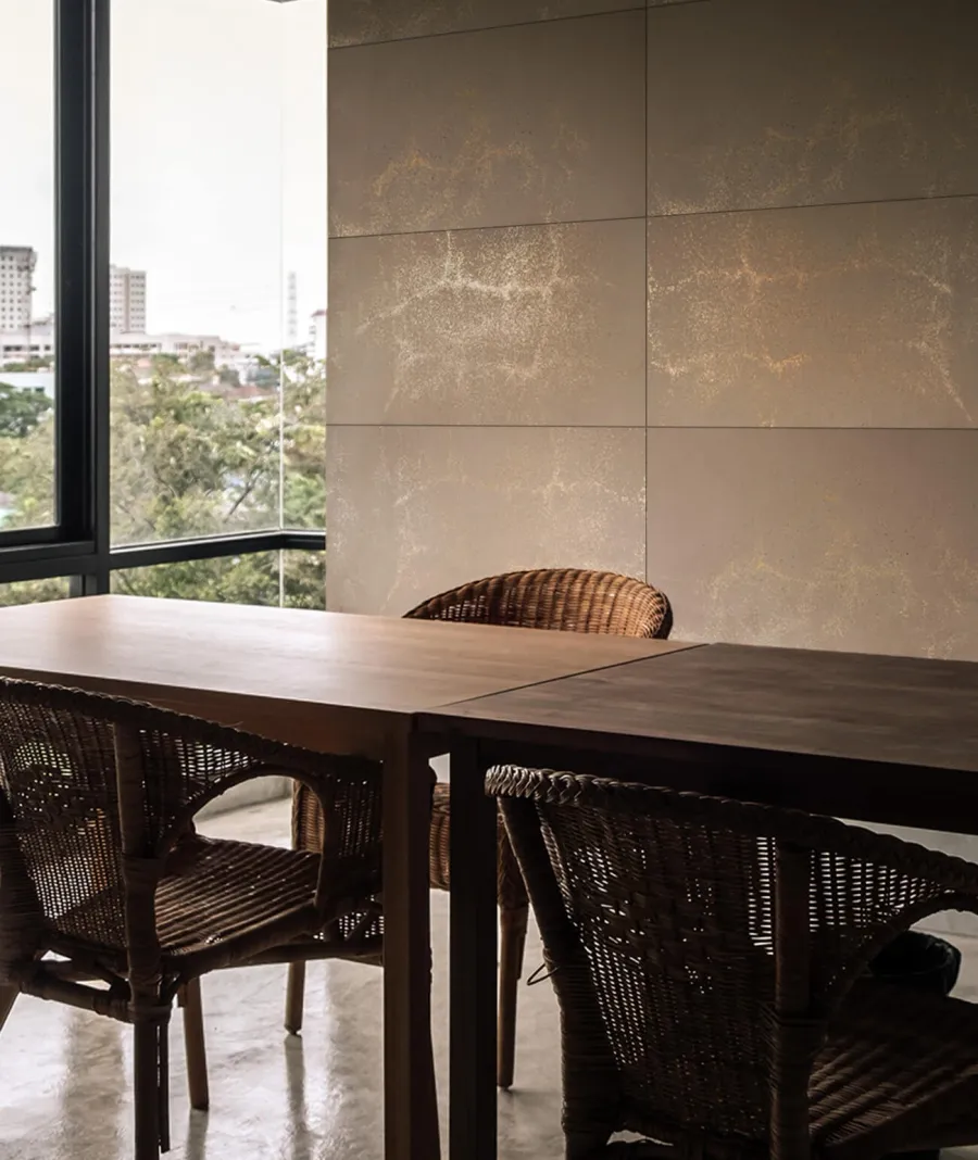 obrazek 1 120x60 cm DS - (brązowy, złote kruszywo) - płyta beton architektoniczny ultralekka