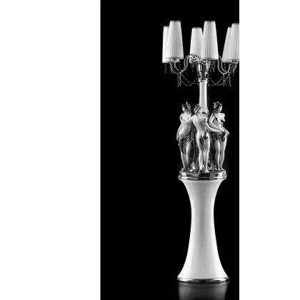 Zdjęcie Stylowa i elegancka duża lampa do wnętrz