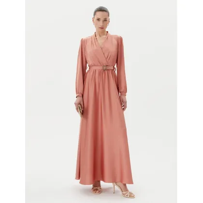 Zdjęcie Rinascimento Sukienka wieczorowa CFC0123670003 Różowy Regular Fit