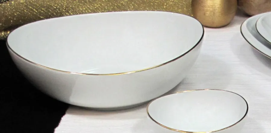 obrazek 2 Cudowna porcelanowa zastawa dla 12 osobowej rodziny - Porcel