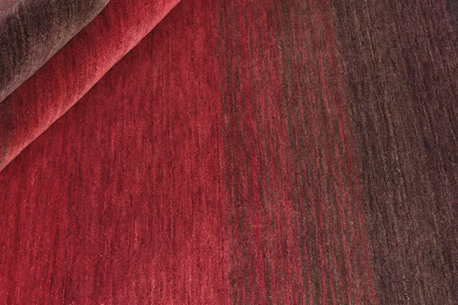 obrazek 3 Luksusowy czerwony dywan cieniowany - PANORAMA BLACK RED 7006