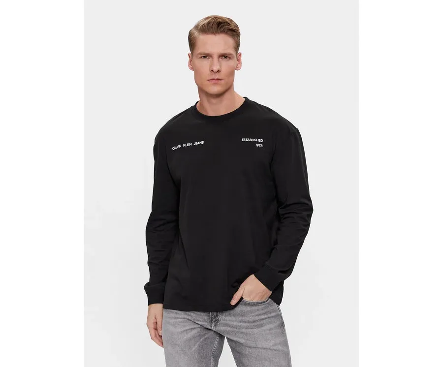 obrazek 1 Calvin Klein Jeans Longsleeve Spray J30J324642 Czarny Relaxed Fit