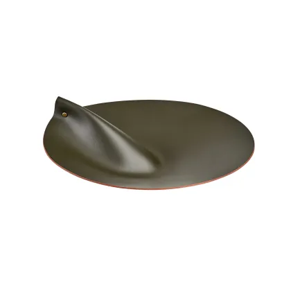 Picture Leather lid for a round basket Ø30 cm in a unique olive color
