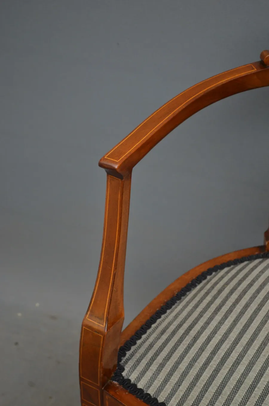 obrazek 7 Edwardiańskie inkrustowane krzesło z inkrustowaną górną poręczą - antyk