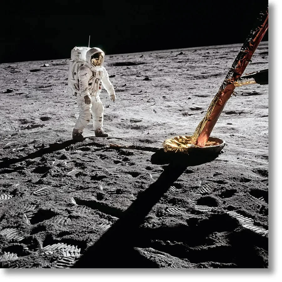 obrazek 1 Książka Buzz Aldrin. Apollo 11. ‘Inspecting the Eagle’ - Taschen