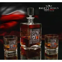 Zdjęcie Karafka  i szklanki do whisky z bursztynem,