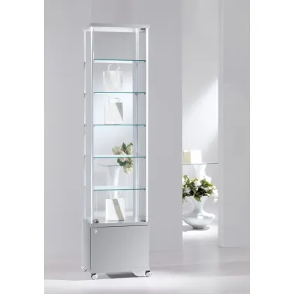 Zdjęcie Klasyczna witryna – słupek z szafką – podstawą i pięcioma półkami