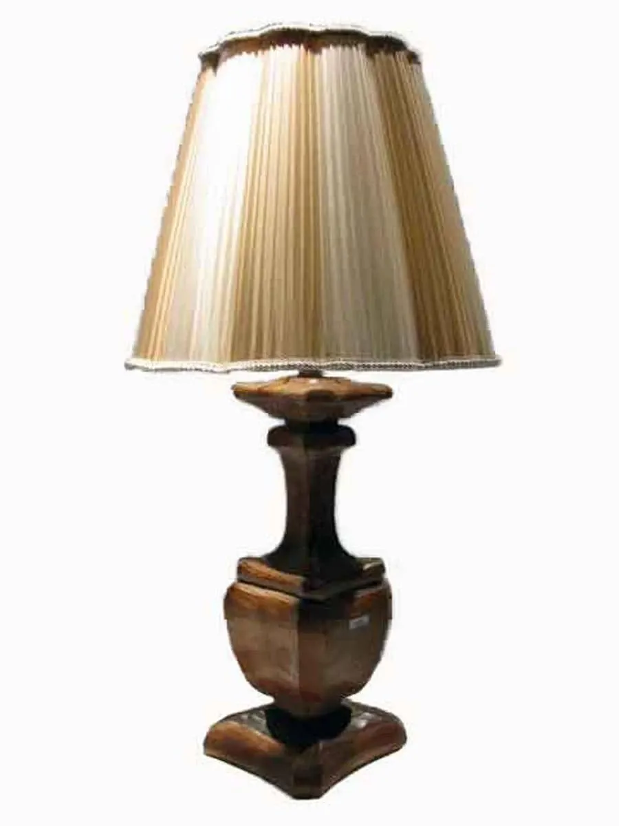 obrazek 1 Lampa z rzeźbionego drewna w kształcie elementu balustrady