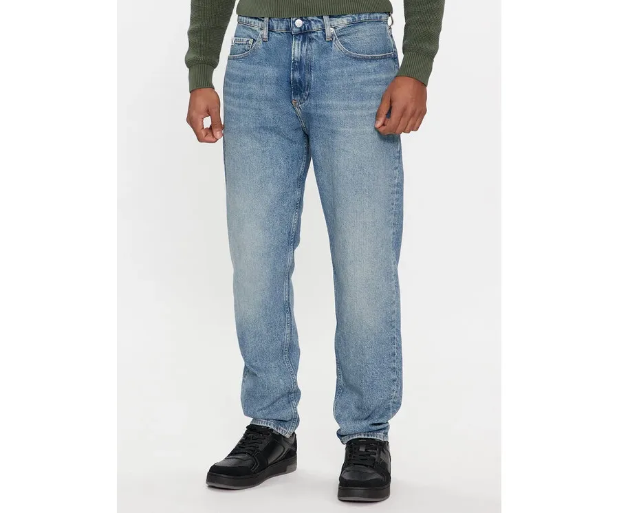 obrazek 1 Calvin Klein Jeans Jeansy Regular Taper J30J324556 Niebieski Regular Fit