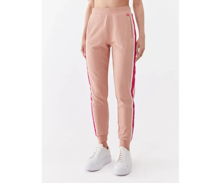 obrazek 1 Guess Spodnie dresowe V3YB20 aKBV71 Brązowy Regular Fit
