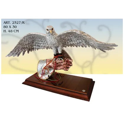 Zdjęcie Biały orzeł siedzący na dłoni