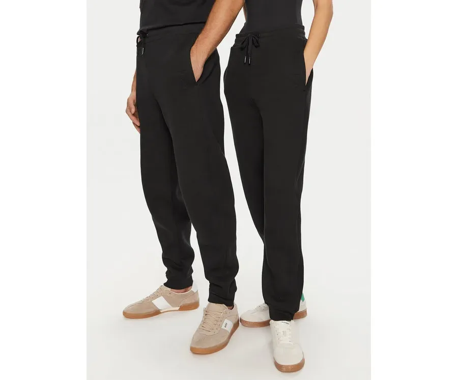 obrazek 1 AMI PARIS Spodnie dresowe UTR237.749 Czarny Relaxed Fit