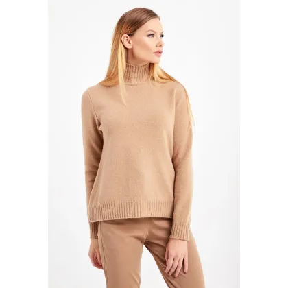 Zdjęcie GOLF VINO WEEKEND MAX MARA Weekend Max Mara