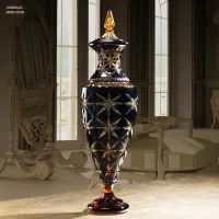 Picture Luxurious decorative carafe from an Italian manufacturer