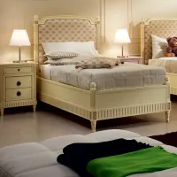 Picture single bed in antique style