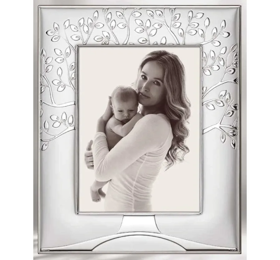 picture 1 Exclusive photo frame 18x24 cm with a tree motif