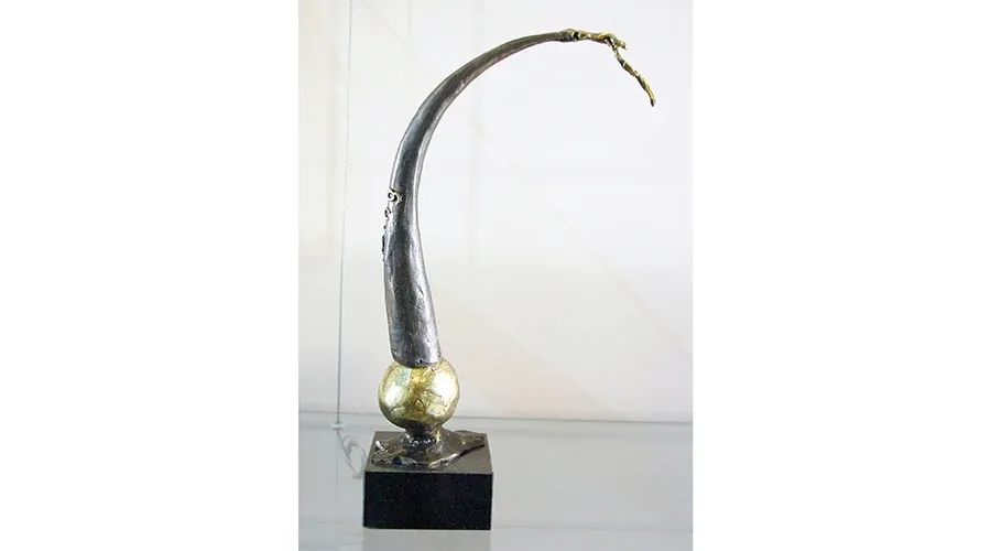 obrazek 3 Osobliwa statuetka z platerowanego brązu "Nieskończone możliwości" - z okazji jubileuszu firmy