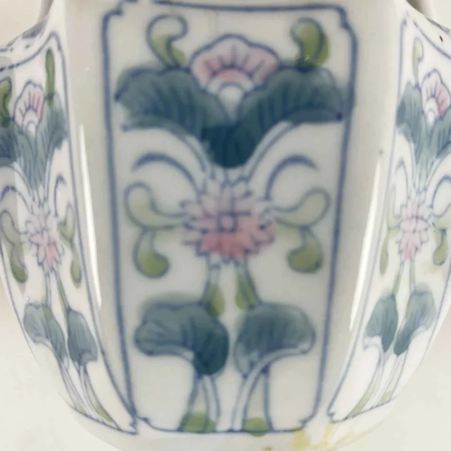 obrazek 6 Niepowtarzalny niebiesko-biały czajniczek porcelanowy z XX wieku