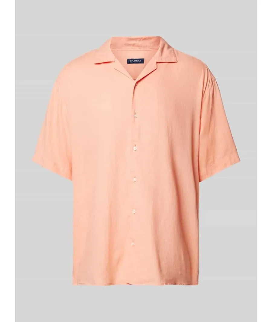 obrazek 1 Koszula casualowa o kroju tailored fit z kołnierzem z połami