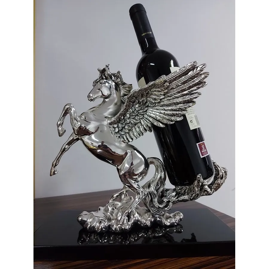 obrazek 1 Figura skrzydlatego konia - podstawka na wino - ArtBe