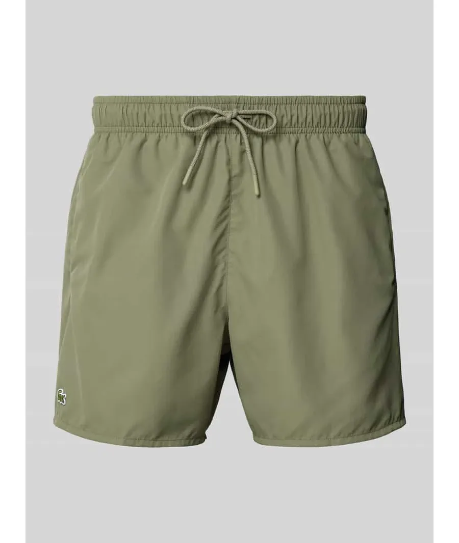 obrazek 1 Spodenki kąpielowe o kroju regular fit z naszywką z logo