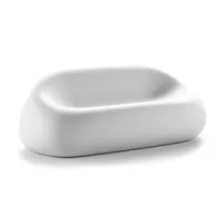 Zdjęcie Designerska sofa w stylu minimalistycznym do nowoczesnych ogrodów i wnętrz - Plust